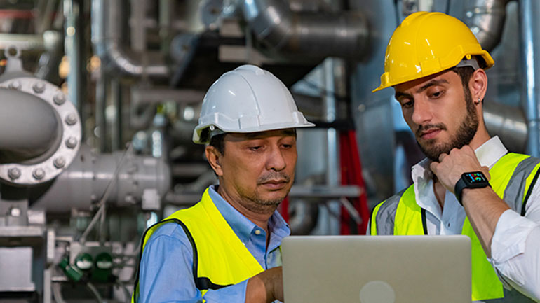 How To Set And Track KPIs For Outage Improvement Image
