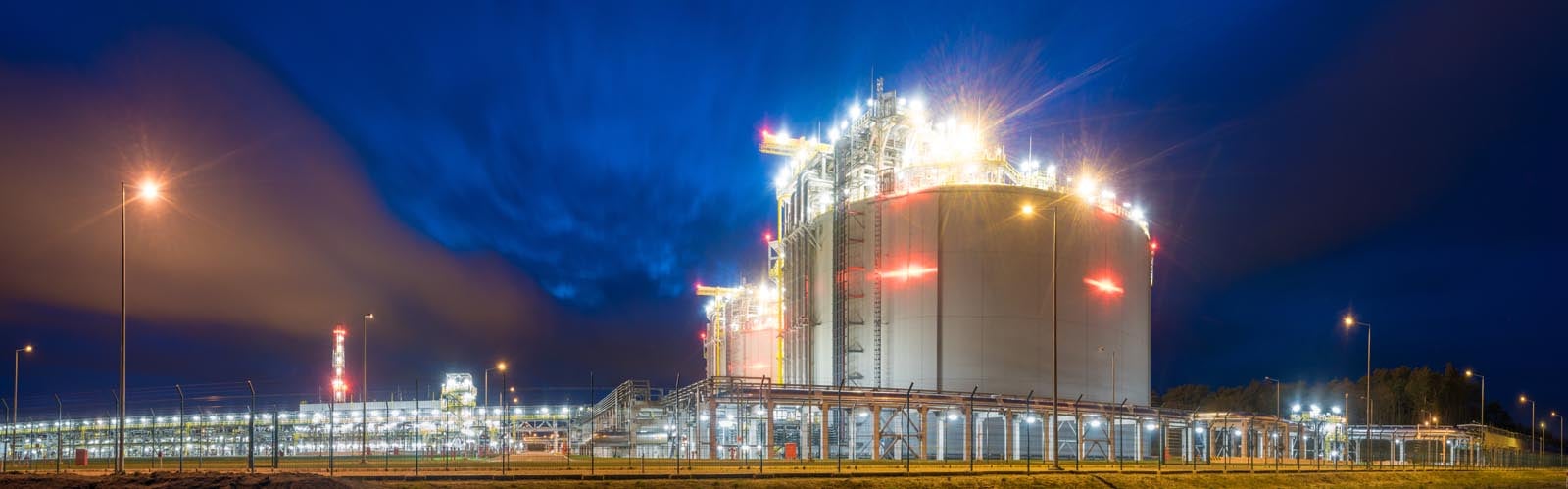 If critical assets in the LNG facility like valve, instruments, and control systems don't work as expected, reliability can be impacted. 